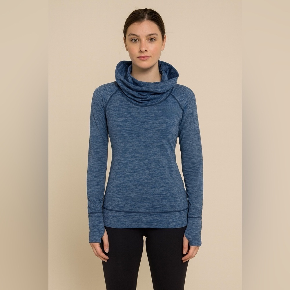 Reebok Women’s Blue Funnel Neck Pullover Hoodie w/ Thumbholes S/M